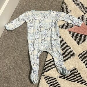 E=MC is part of the Magnetic Me family of kids pjs. Theme is elephants